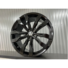 Диски литые VOLKSWAGEN 5389 R20 5x112 8.5 ET35 66.5 Gloss Black